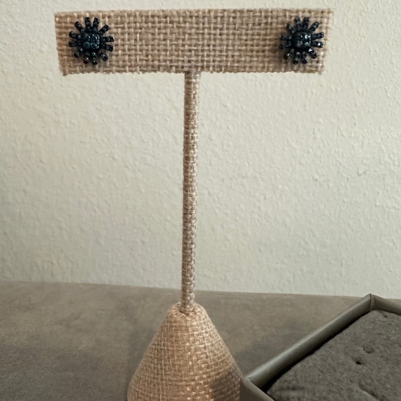 Sunburst Blue Diamond earrings by Colleen Lopez - Picture 2 of 7